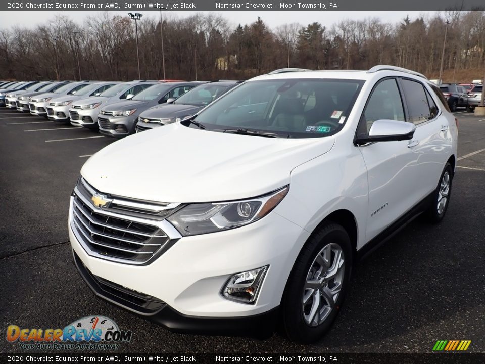 Front 3/4 View of 2020 Chevrolet Equinox Premier AWD Photo #1