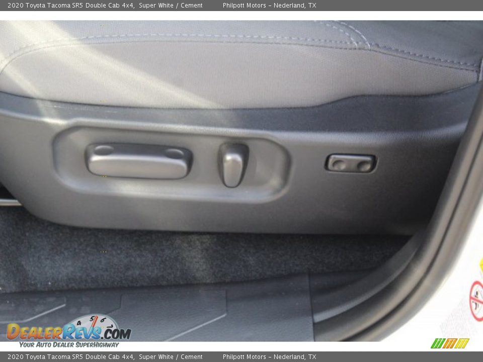 2020 Toyota Tacoma SR5 Double Cab 4x4 Super White / Cement Photo #11