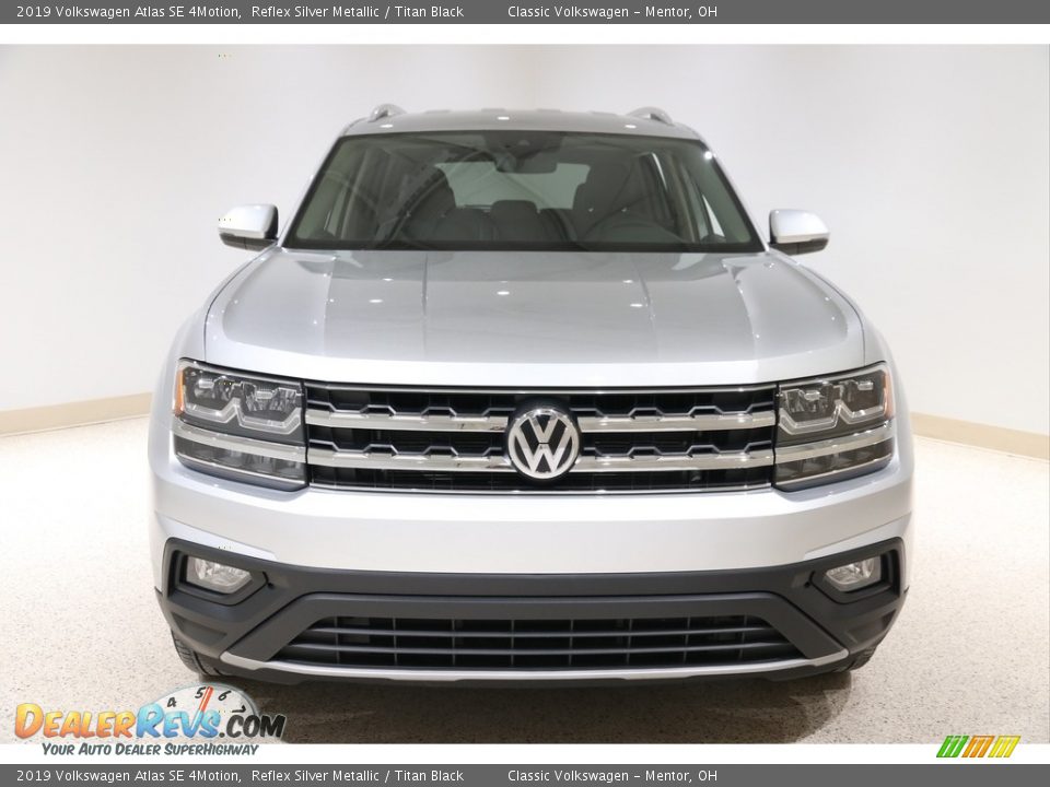 2019 Volkswagen Atlas SE 4Motion Reflex Silver Metallic / Titan Black Photo #2