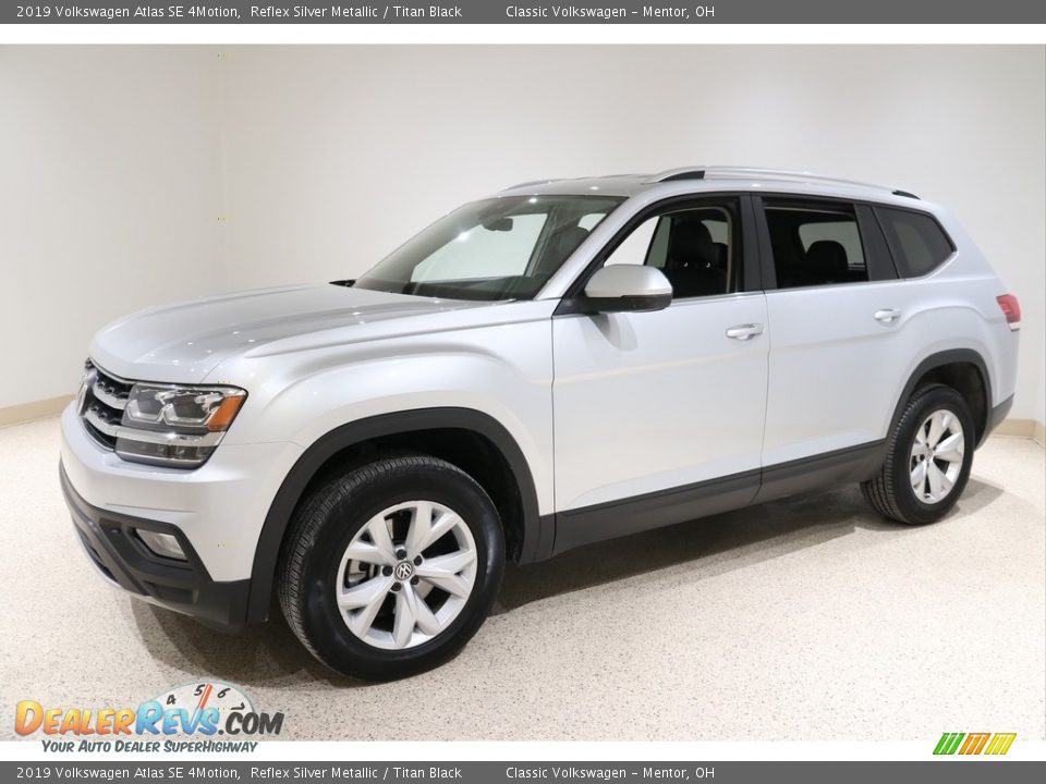 Reflex Silver Metallic 2019 Volkswagen Atlas SE 4Motion Photo #3