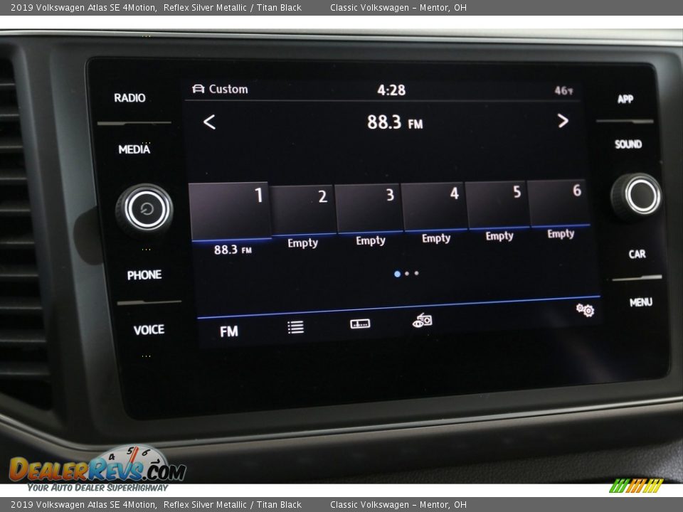 2019 Volkswagen Atlas SE 4Motion Reflex Silver Metallic / Titan Black Photo #9