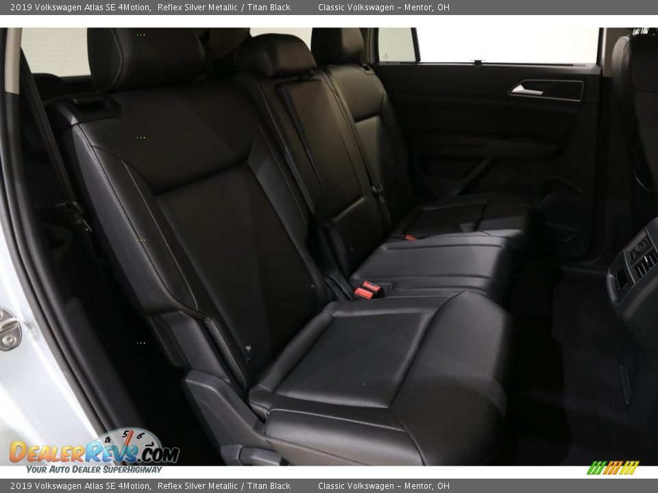 2019 Volkswagen Atlas SE 4Motion Reflex Silver Metallic / Titan Black Photo #15