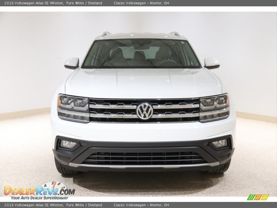 2019 Volkswagen Atlas SE 4Motion Pure White / Shetland Photo #2