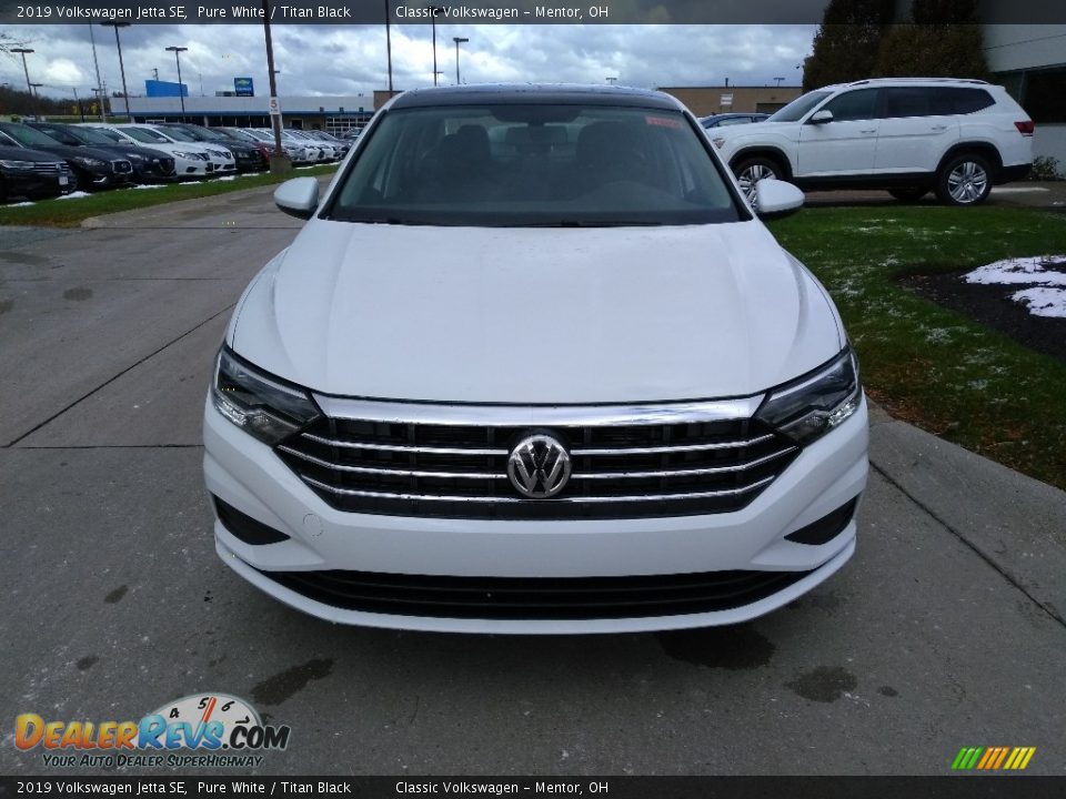 2019 Volkswagen Jetta SE Pure White / Titan Black Photo #2