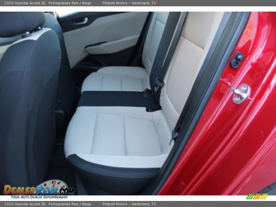 2020 Hyundai Accent SE Pomegranate Red / Beige Photo #20