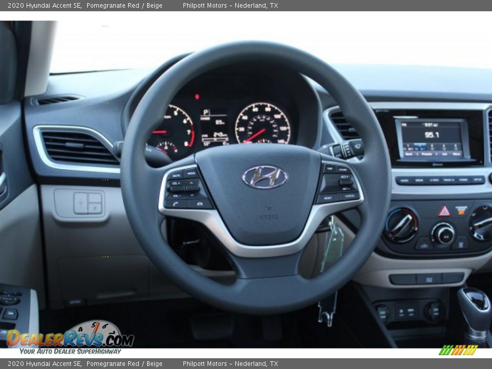 2020 Hyundai Accent SE Pomegranate Red / Beige Photo #22