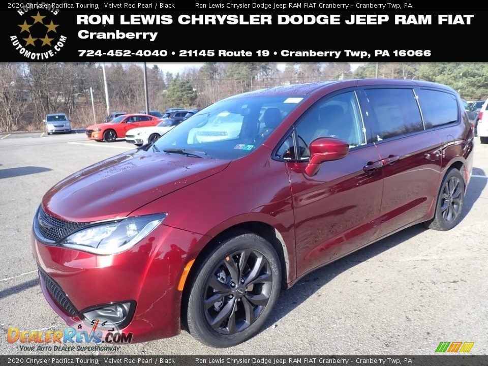 2020 Chrysler Pacifica Touring Velvet Red Pearl / Black Photo #1