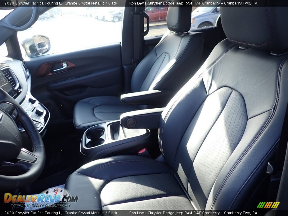 2020 Chrysler Pacifica Touring L Granite Crystal Metallic / Black Photo #15