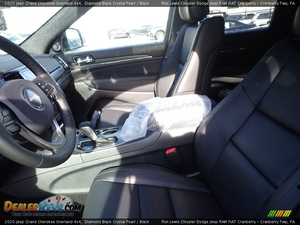 2020 Jeep Grand Cherokee Overland 4x4 Diamond Black Crystal Pearl / Black Photo #13