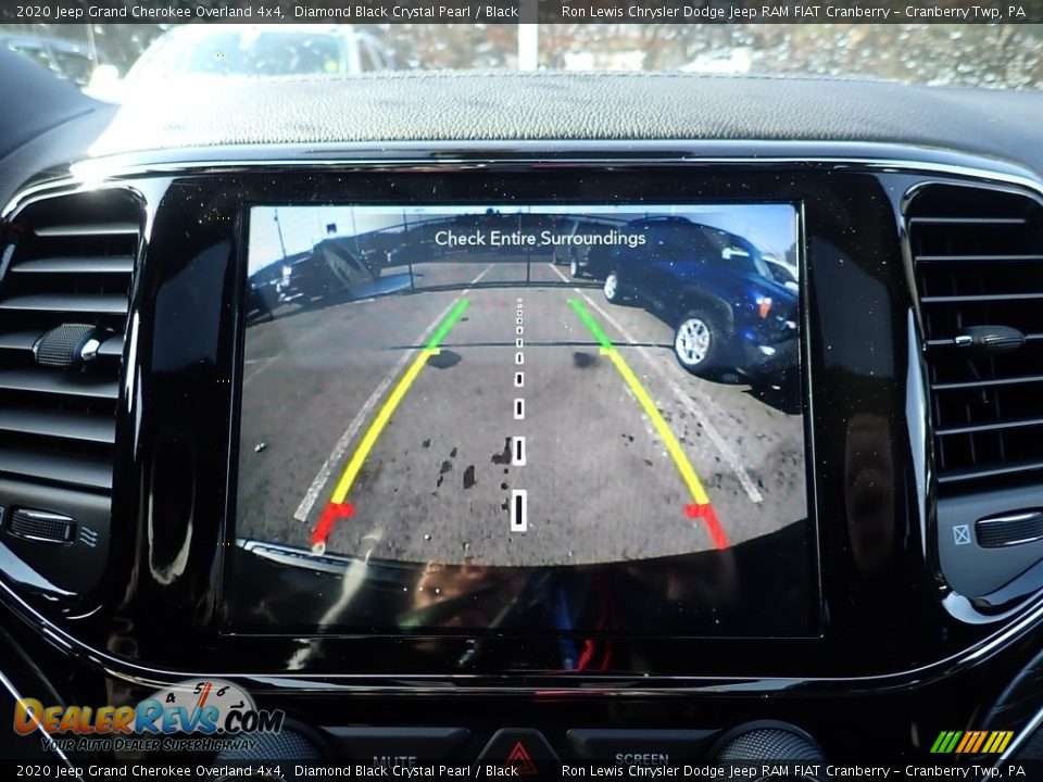 2020 Jeep Grand Cherokee Overland 4x4 Diamond Black Crystal Pearl / Black Photo #18
