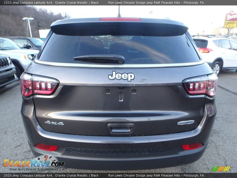 2020 Jeep Compass Latitude 4x4 Granite Crystal Metallic / Black Photo #4