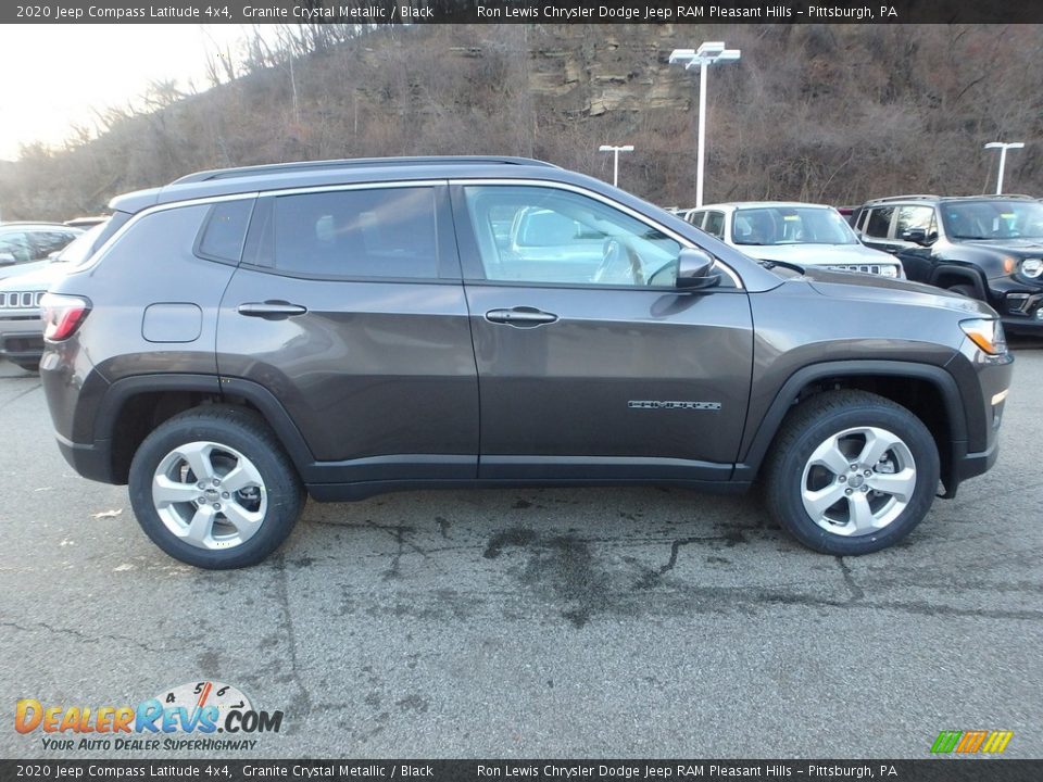 2020 Jeep Compass Latitude 4x4 Granite Crystal Metallic / Black Photo #7