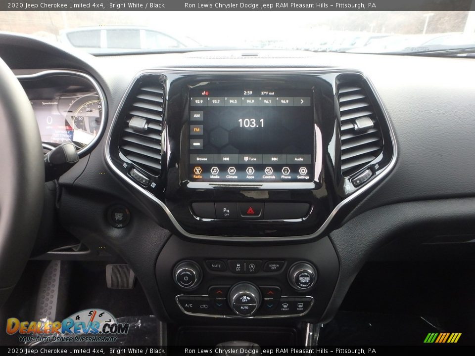 Controls of 2020 Jeep Cherokee Limited 4x4 Photo #17