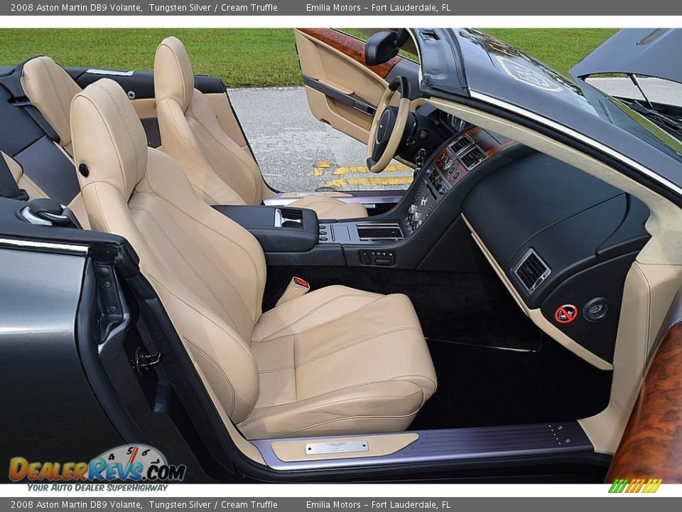 Front Seat of 2008 Aston Martin DB9 Volante Photo #58
