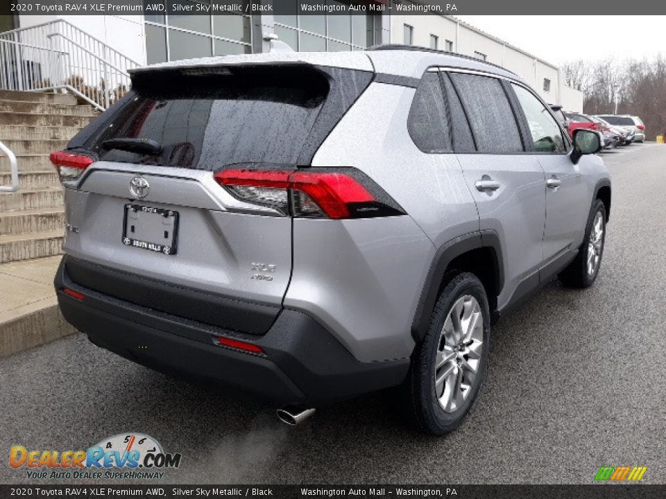 2020 Toyota RAV4 XLE Premium AWD Silver Sky Metallic / Black Photo #18