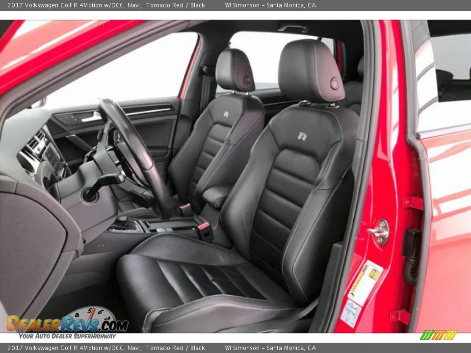 Front Seat of 2017 Volkswagen Golf R 4Motion w/DCC. Nav. Photo #14