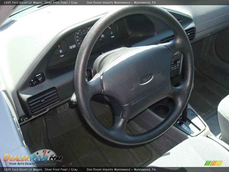 1995 Ford Escort LX Wagon Silver Frost Pearl / Gray Photo #11