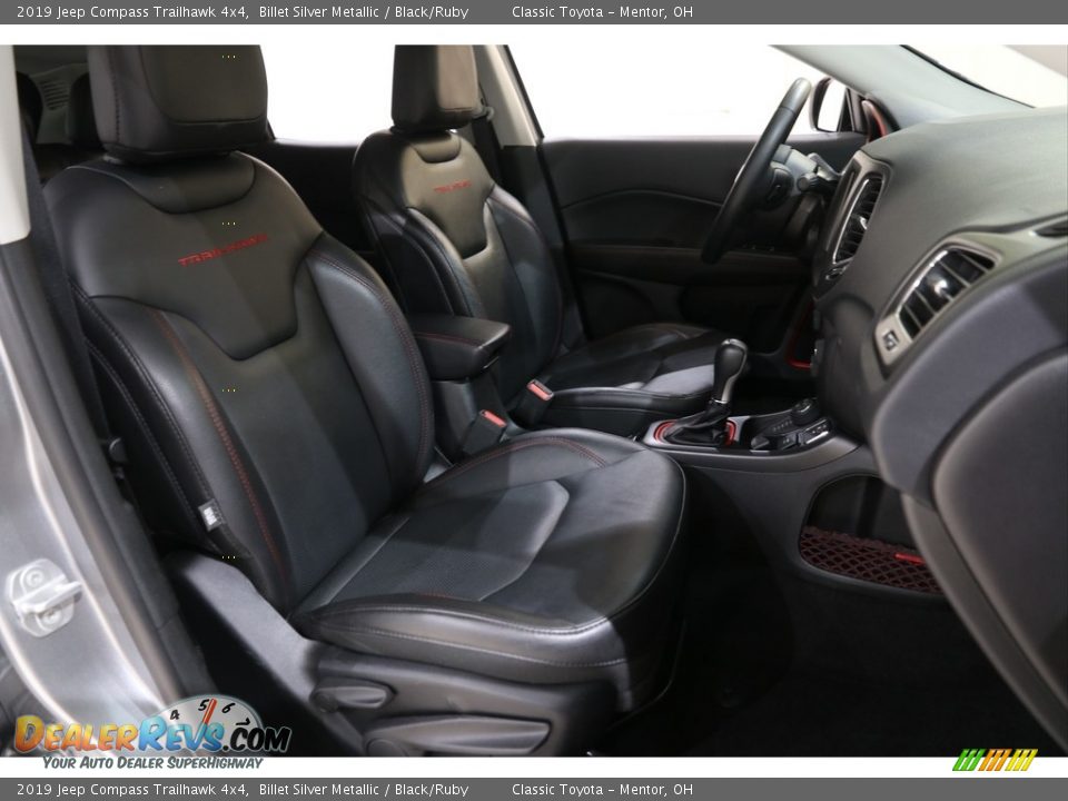 Front Seat of 2019 Jeep Compass Trailhawk 4x4 Photo #17