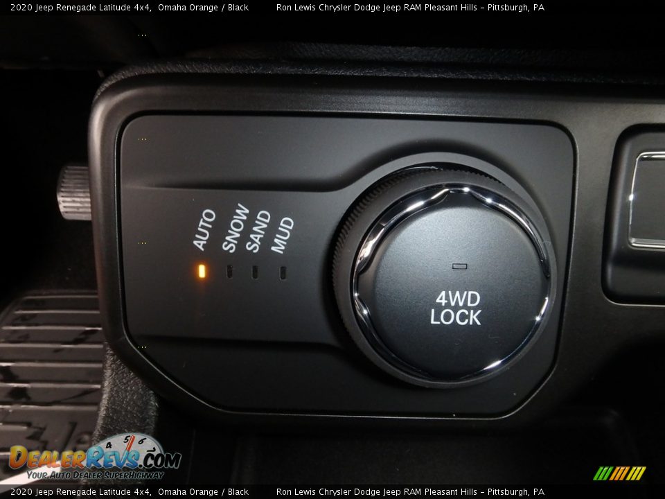 2020 Jeep Renegade Latitude 4x4 Omaha Orange / Black Photo #15