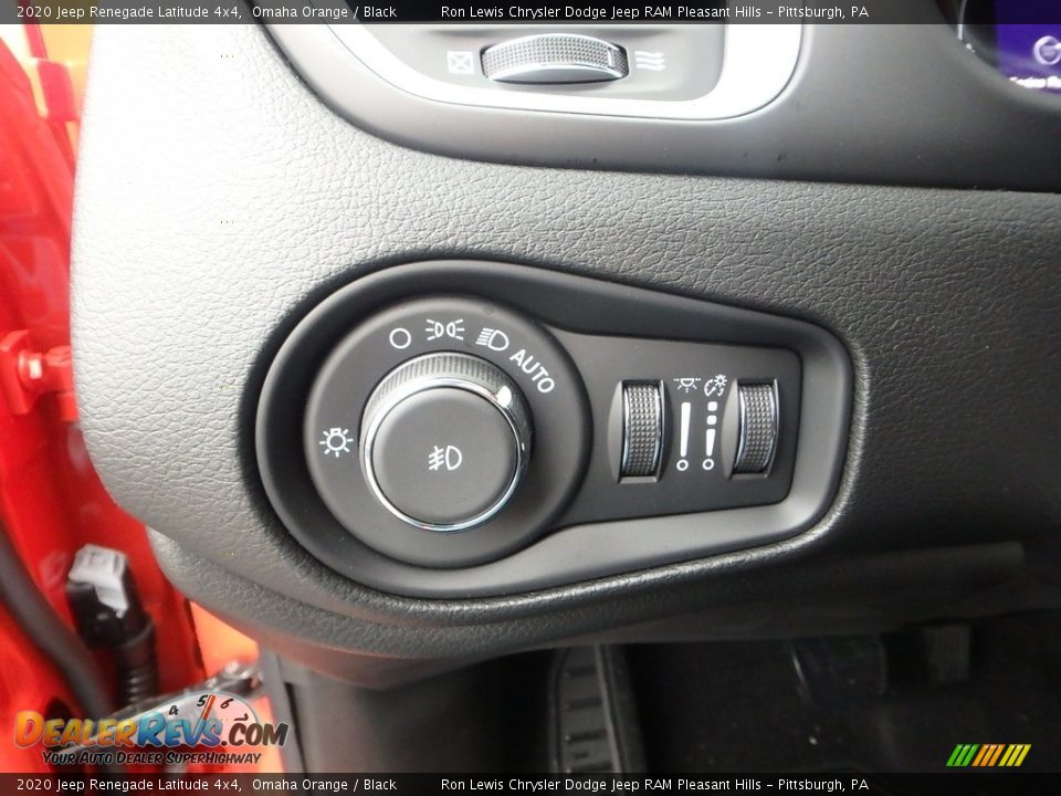 2020 Jeep Renegade Latitude 4x4 Omaha Orange / Black Photo #17