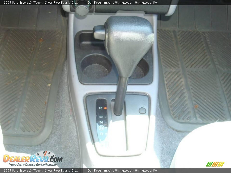 1995 Ford Escort LX Wagon Silver Frost Pearl / Gray Photo #32