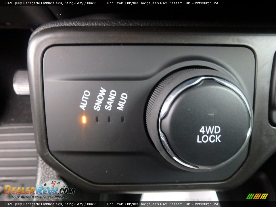 2020 Jeep Renegade Latitude 4x4 Sting-Gray / Black Photo #20