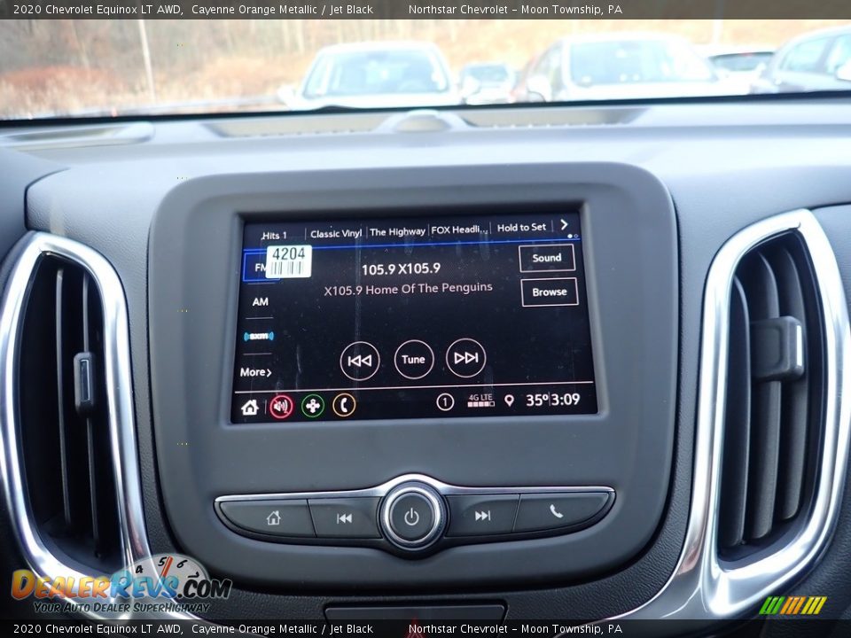 Controls of 2020 Chevrolet Equinox LT AWD Photo #17