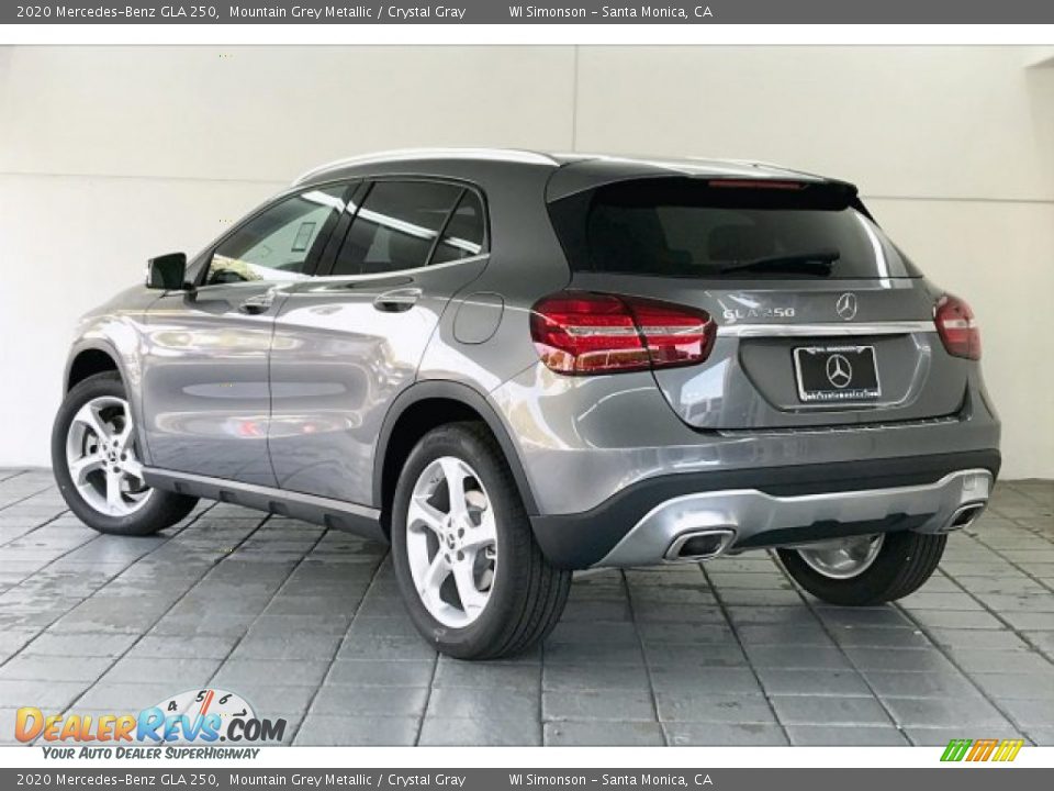 2020 Mercedes-Benz GLA 250 Mountain Grey Metallic / Crystal Gray Photo #2