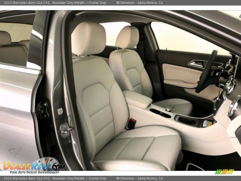 Front Seat of 2020 Mercedes-Benz GLA 250 Photo #5