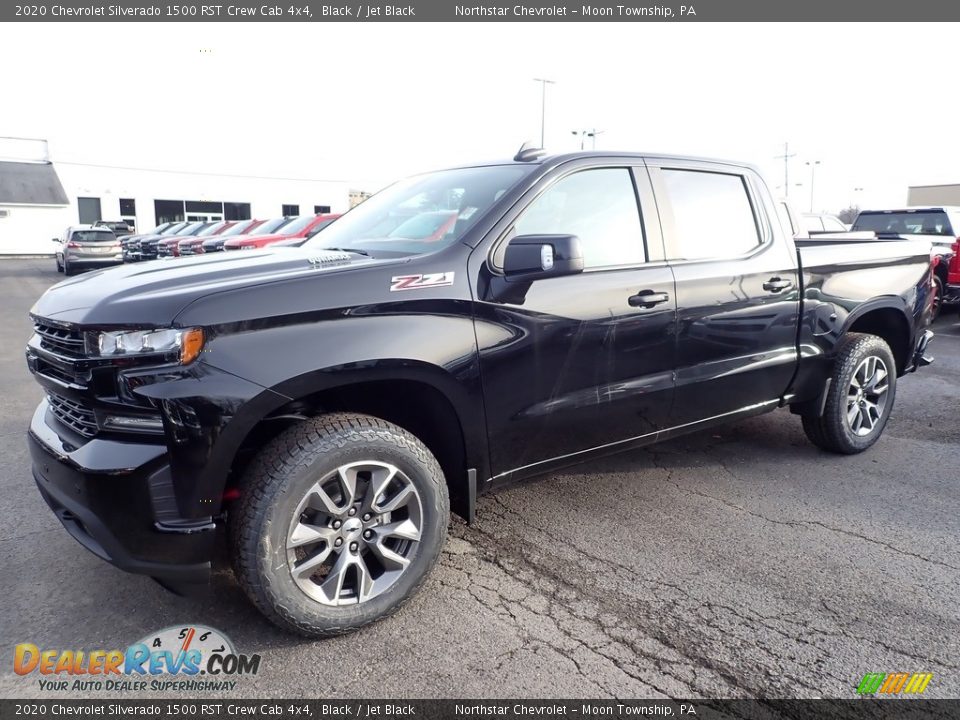 Front 3/4 View of 2020 Chevrolet Silverado 1500 RST Crew Cab 4x4 Photo #1