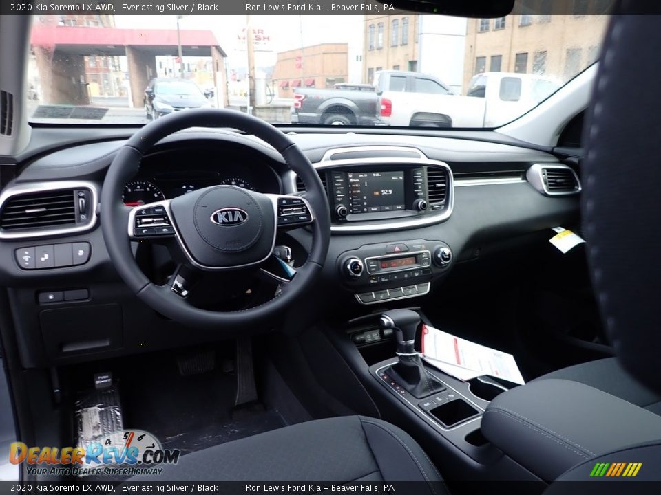 Black Interior - 2020 Kia Sorento LX AWD Photo #14