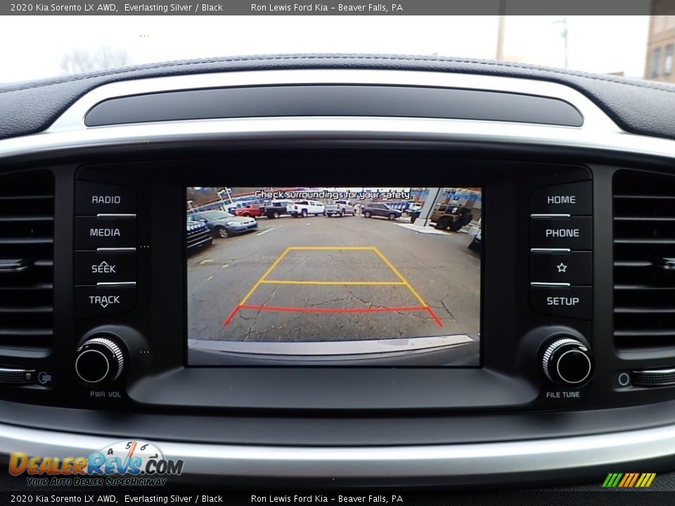 Navigation of 2020 Kia Sorento LX AWD Photo #19