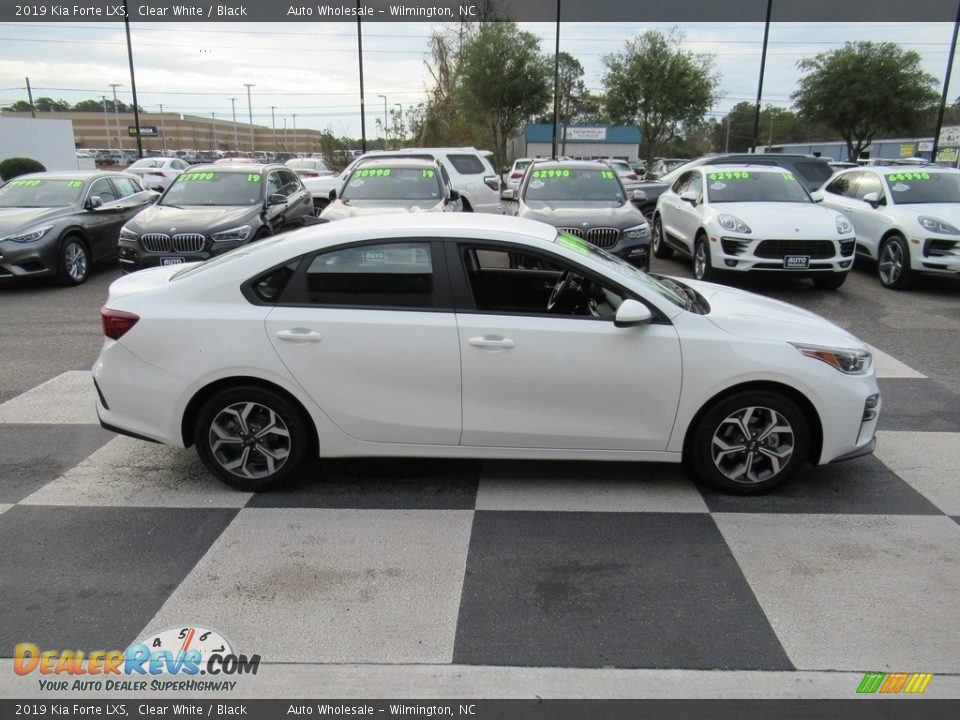 2019 Kia Forte LXS Clear White / Black Photo #3