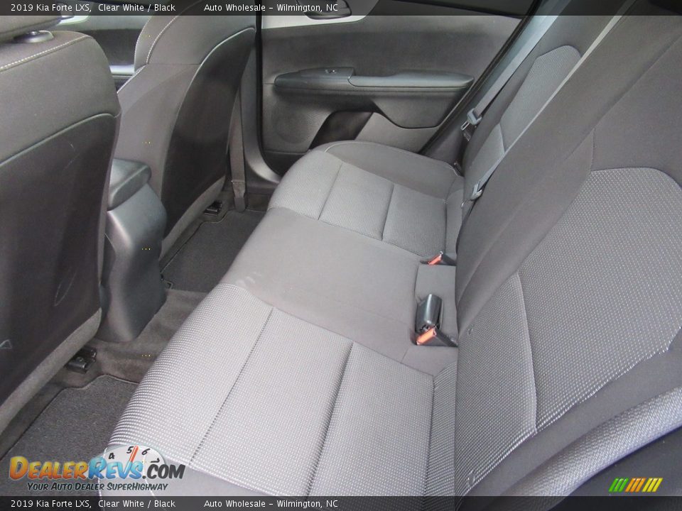 2019 Kia Forte LXS Clear White / Black Photo #12