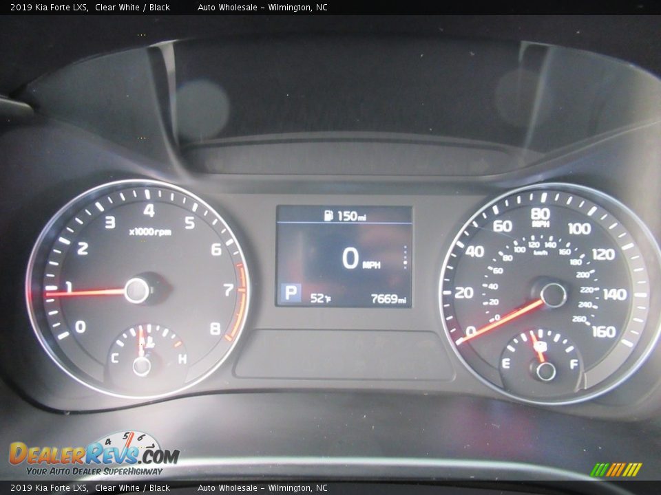 2019 Kia Forte LXS Clear White / Black Photo #16