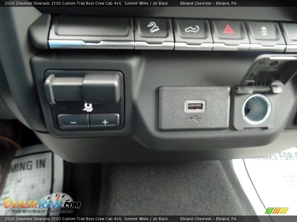 2020 Chevrolet Silverado 1500 Custom Trail Boss Crew Cab 4x4 Summit White / Jet Black Photo #31