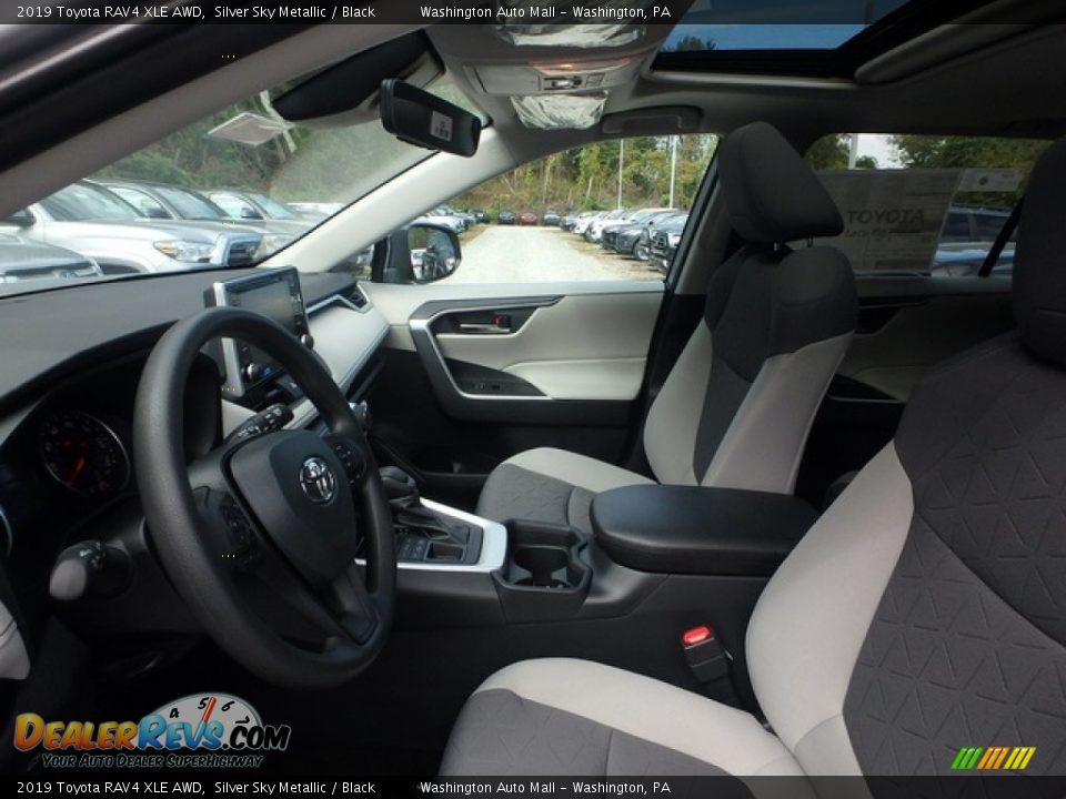 2019 Toyota RAV4 XLE AWD Silver Sky Metallic / Black Photo #11