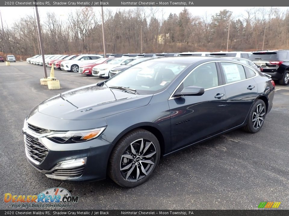 Front 3/4 View of 2020 Chevrolet Malibu RS Photo #1