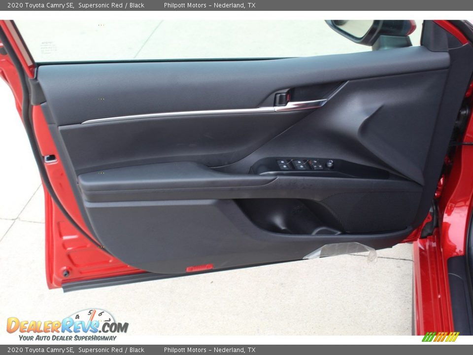 2020 Toyota Camry SE Supersonic Red / Black Photo #9