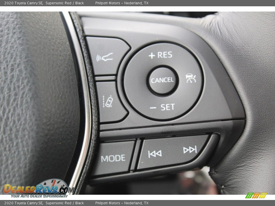 2020 Toyota Camry SE Supersonic Red / Black Photo #13