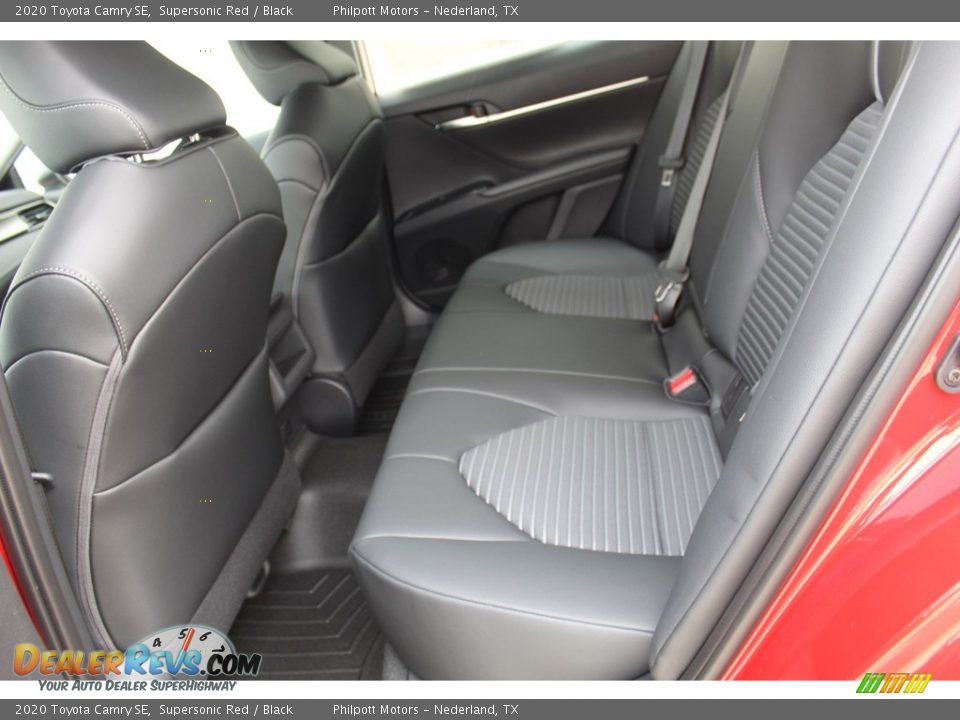 2020 Toyota Camry SE Supersonic Red / Black Photo #20