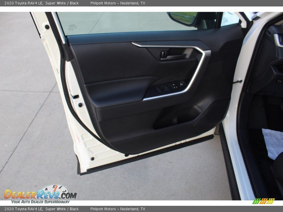 2020 Toyota RAV4 LE Super White / Black Photo #8