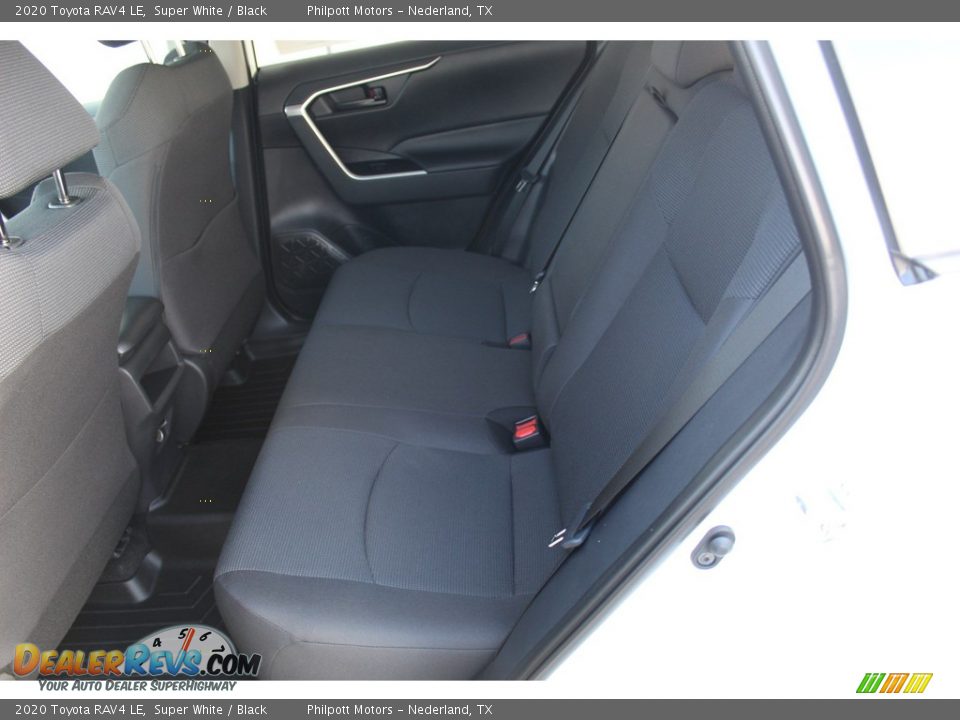 2020 Toyota RAV4 LE Super White / Black Photo #20
