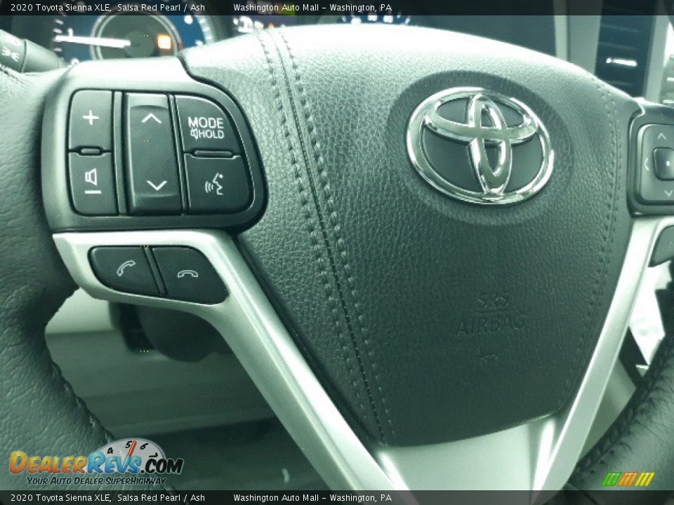 2020 Toyota Sienna XLE Salsa Red Pearl / Ash Photo #7
