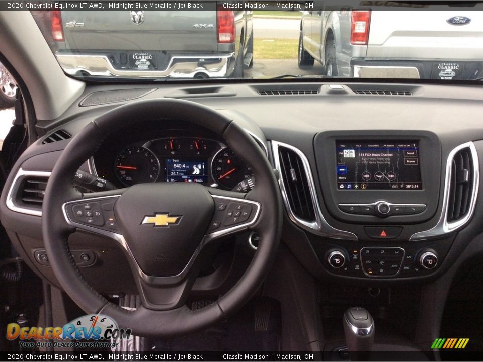 Dashboard of 2020 Chevrolet Equinox LT AWD Photo #3