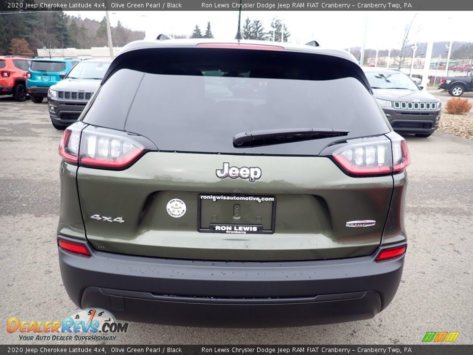 2020 Jeep Cherokee Latitude 4x4 Olive Green Pearl / Black Photo #4
