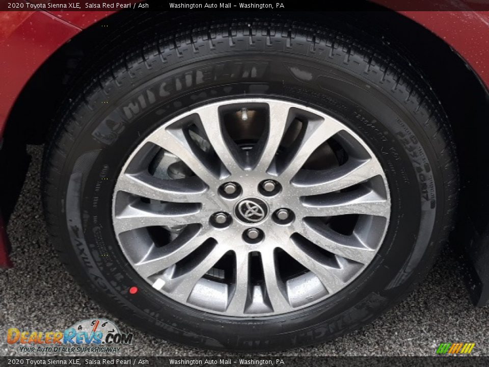2020 Toyota Sienna XLE Salsa Red Pearl / Ash Photo #17