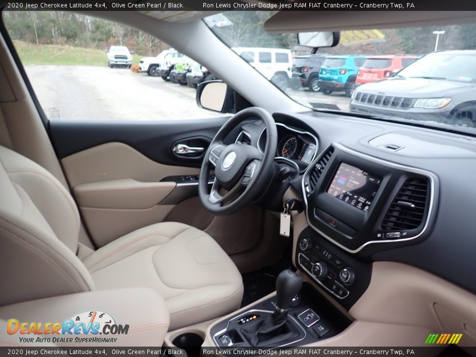 2020 Jeep Cherokee Latitude 4x4 Olive Green Pearl / Black Photo #11
