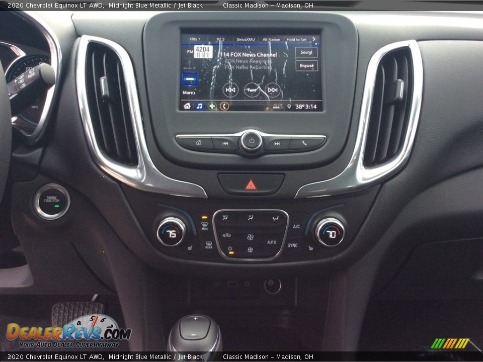 Controls of 2020 Chevrolet Equinox LT AWD Photo #14