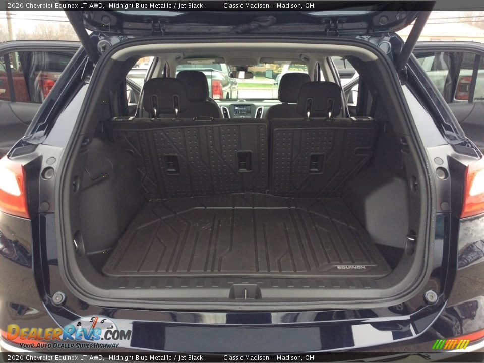 2020 Chevrolet Equinox LT AWD Trunk Photo #26